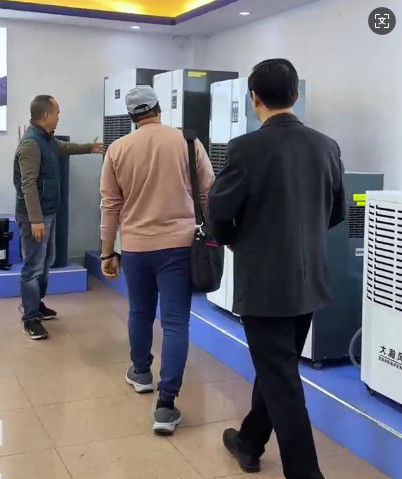 Tin tức công ty mới nhất về Khách hàng thăm công ty chúng tôi sau năm mới Trung Quốc